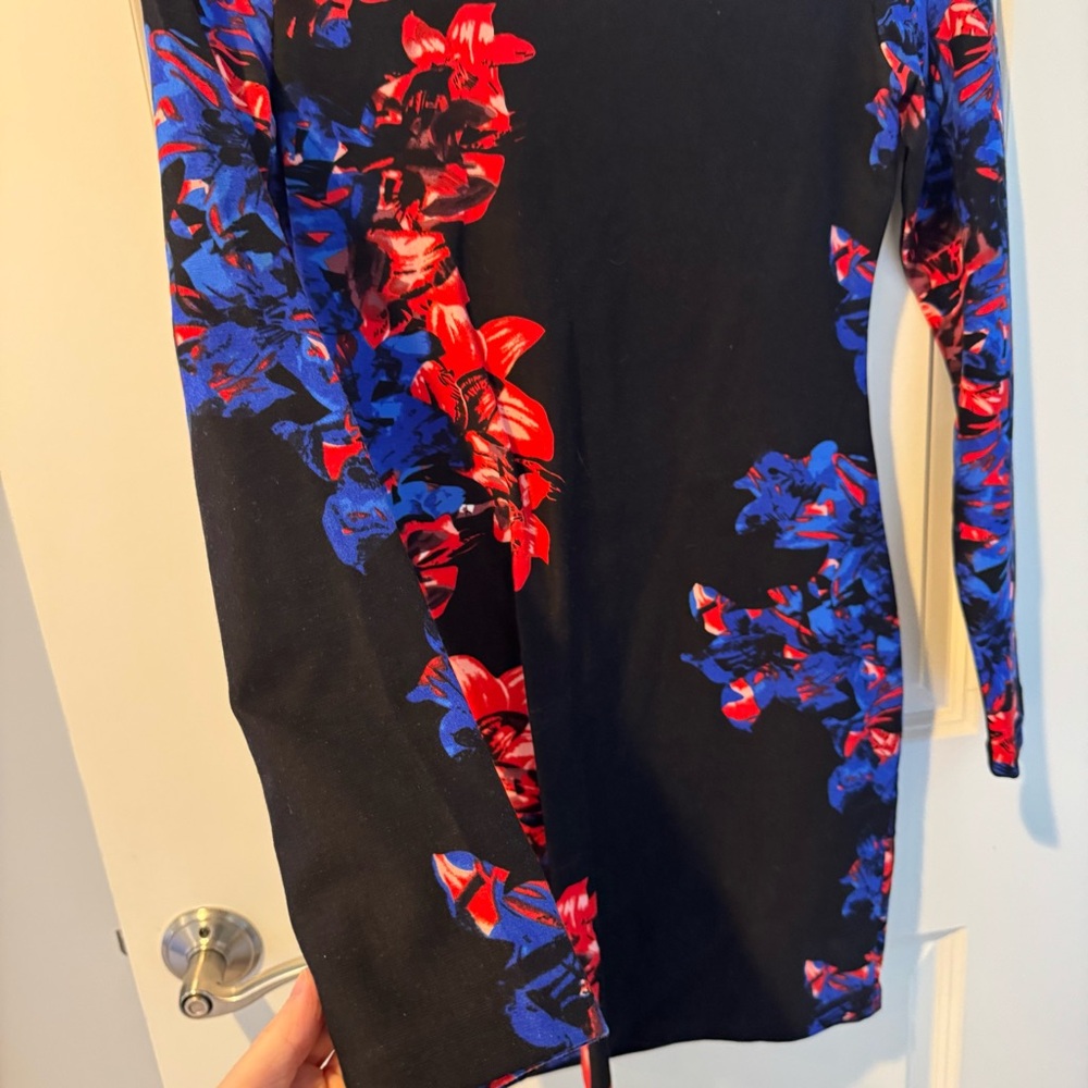 Parker Black & Red Floral Cage-Back Long Sleeve Bodycon Mini Dress | M - Picture 4 of 7